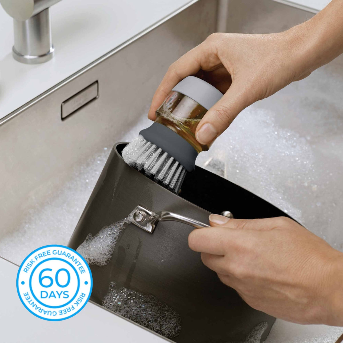 Sérénosols™DispensBrush | Nettoyage efficace et gain de temps avec dosage contrôlé du savon (1 1 GRATUIT)